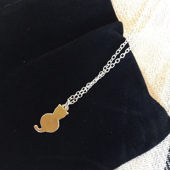 Super Cute Dainty Cat Necklace - Picture 5 of 6